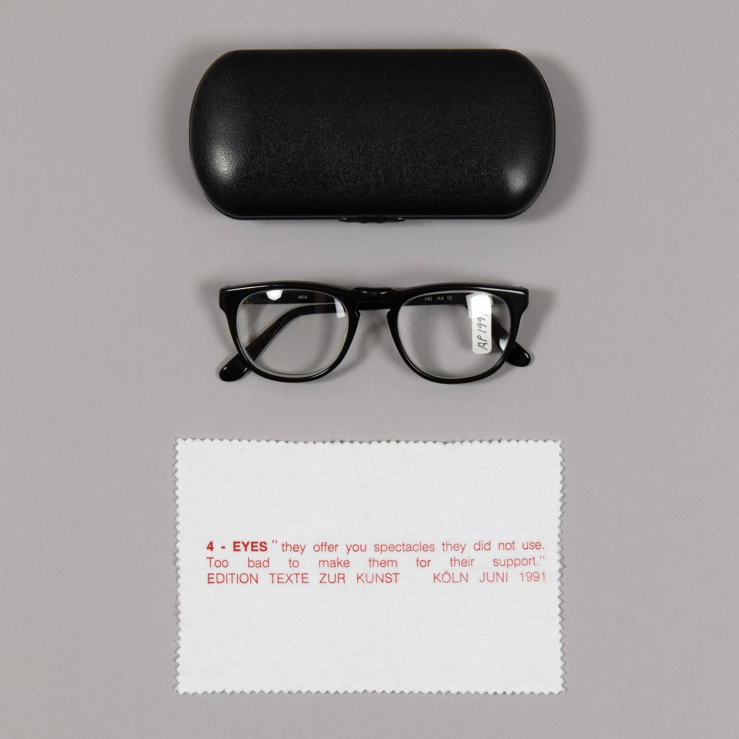 Rosemarie Trockel - 4 Eyes